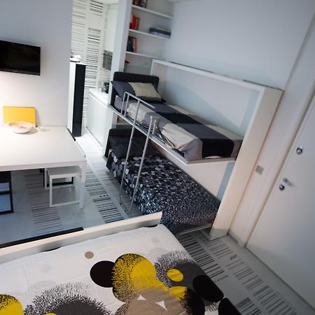 Stylish Mini In The Heart Of Milano Milão Quarto foto